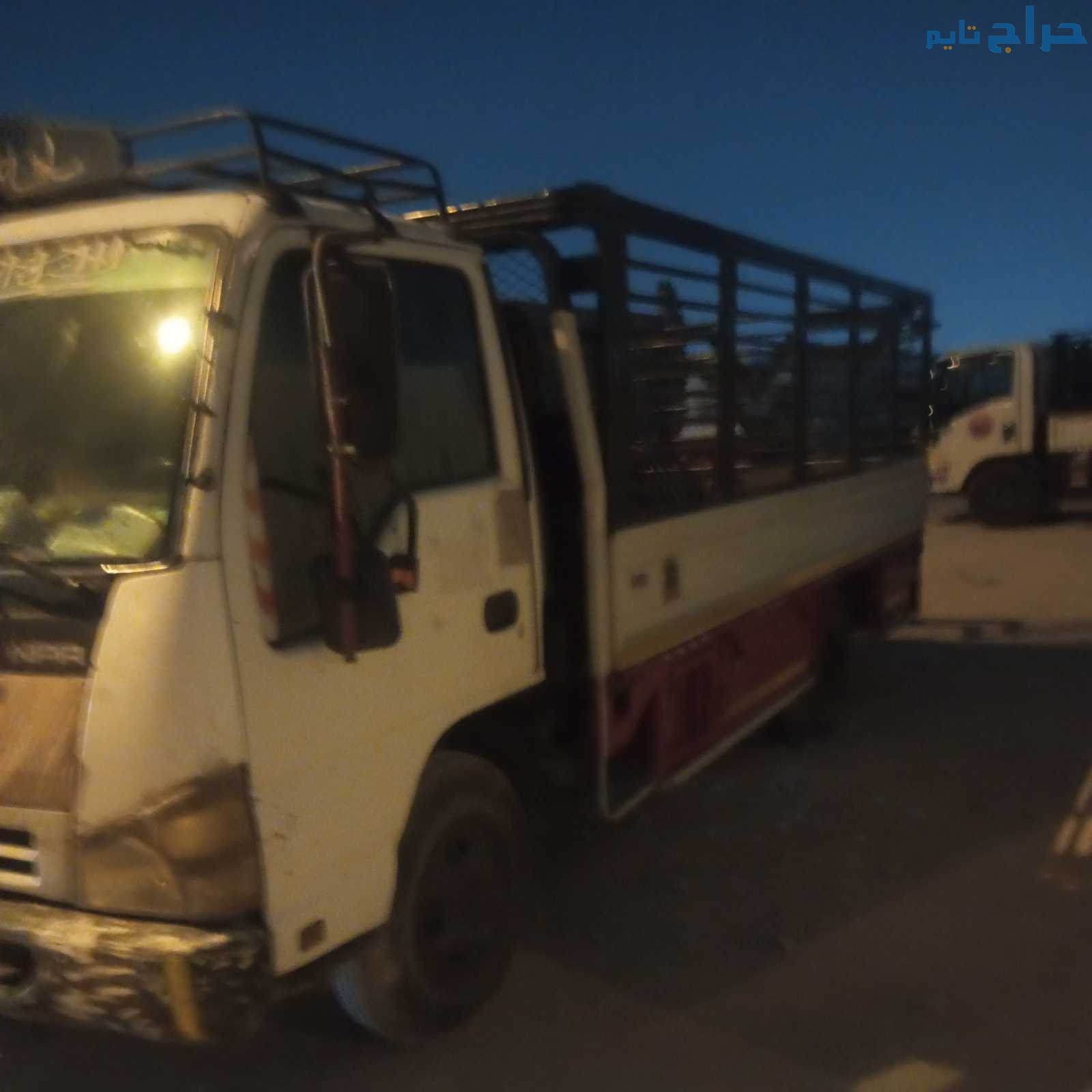 دينا تشيل الاثاث القديم بالرياض 0534375367