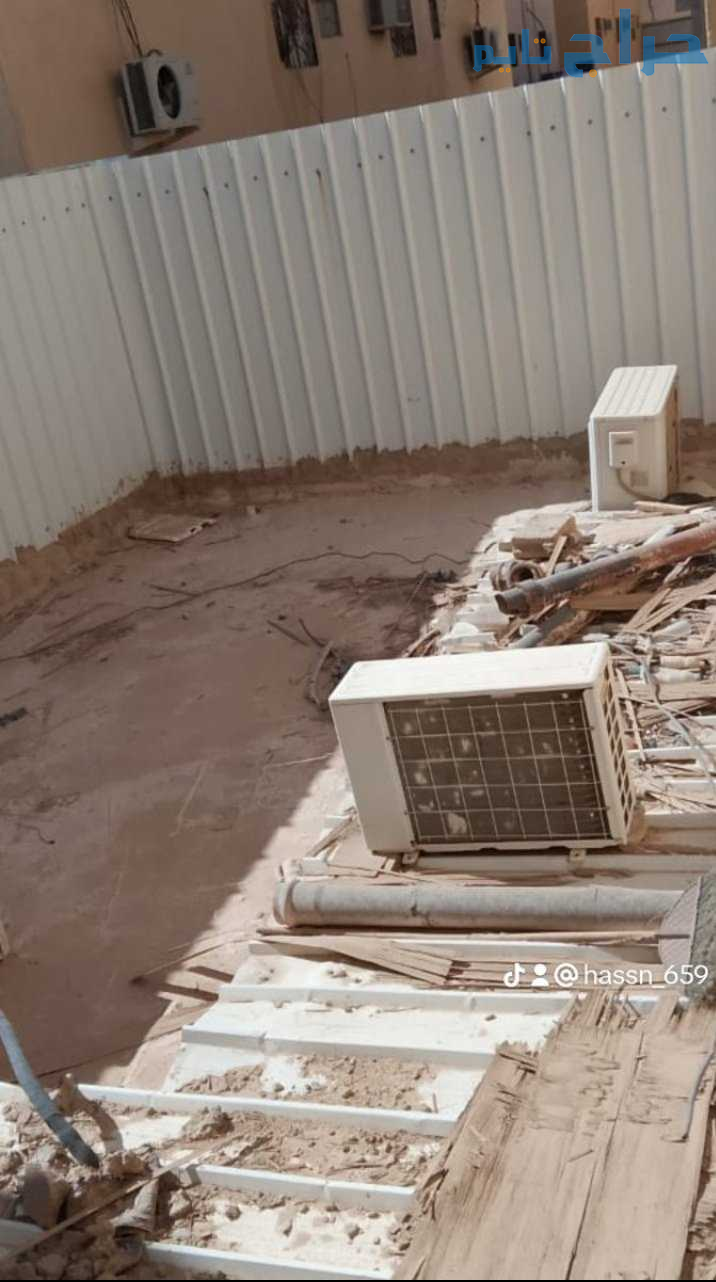دينا رمي طش اتخلص بتشيل اثاث اغراض قديم خربانه حي...