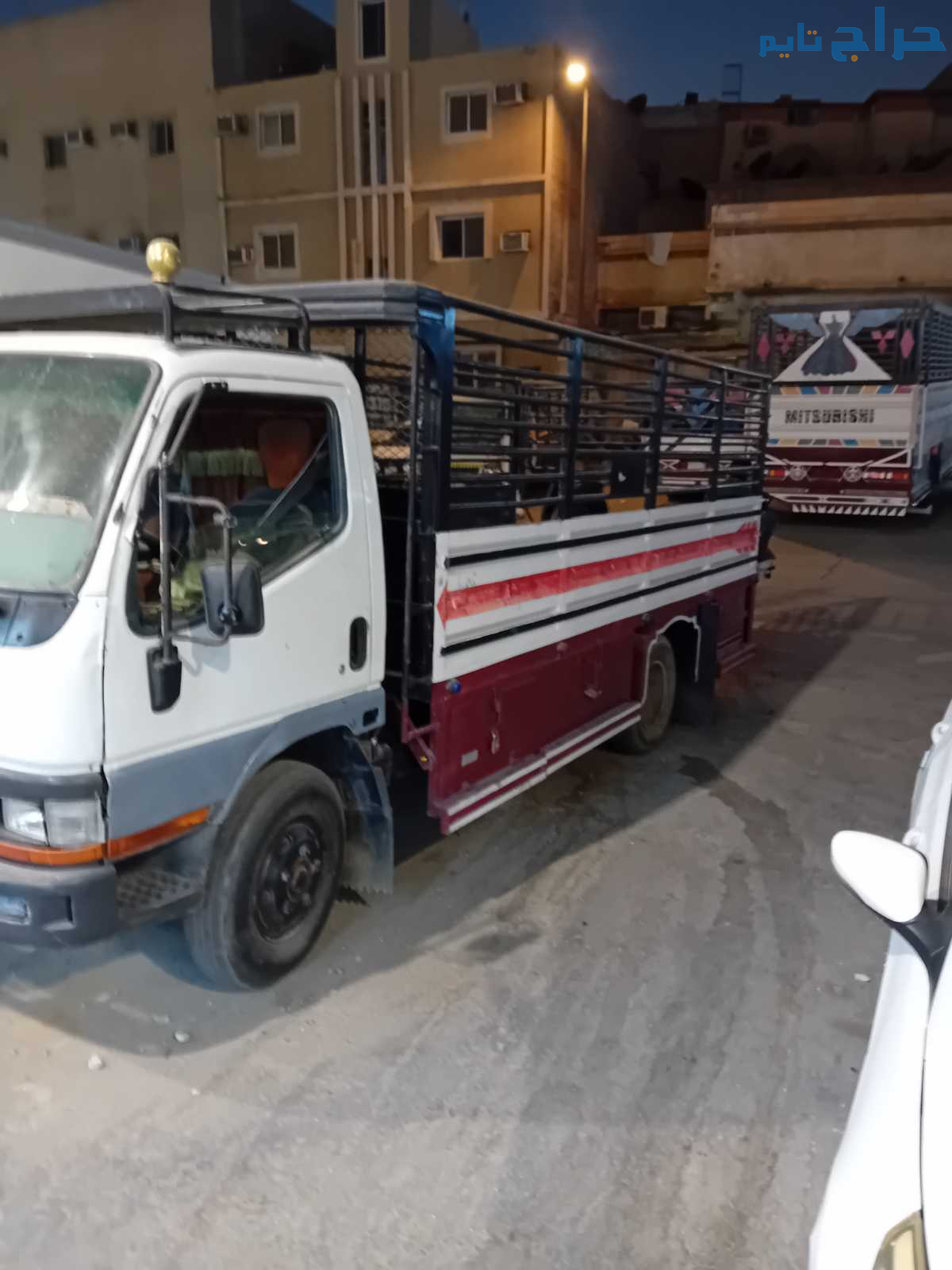 توصيل الجمعية الخيرية تاخذ الاثاث المستعمل بالرياض...