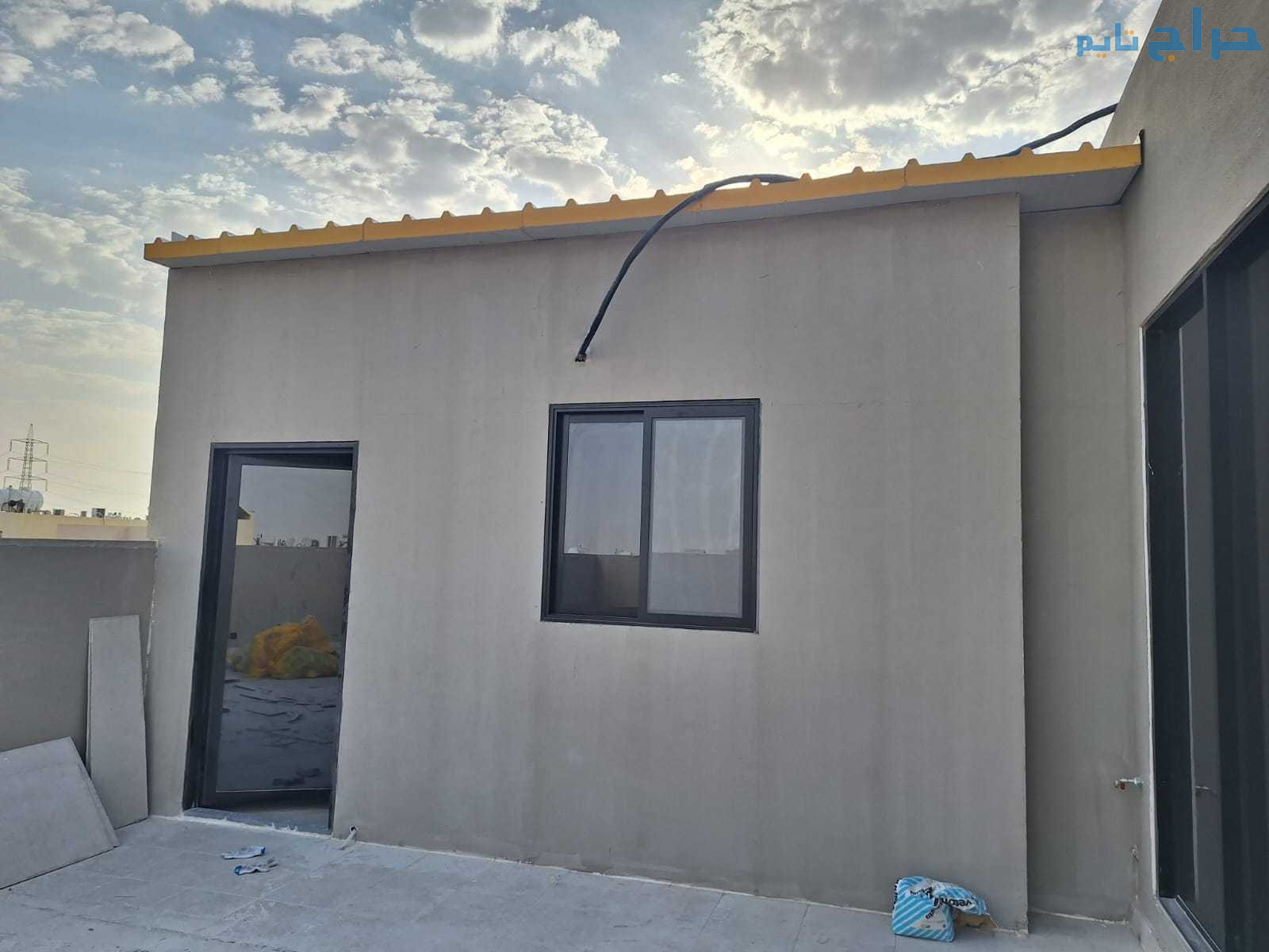 بناء ملاحق خارجية